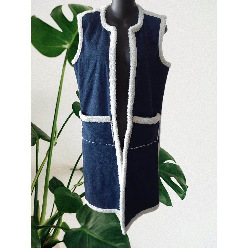 My Indulgence  (Vest)  M Solid blue